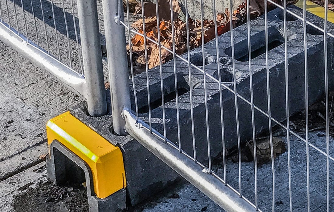 OxBlock HiVis Temporary Fence Stand 40 lb – (Pallet of 48)