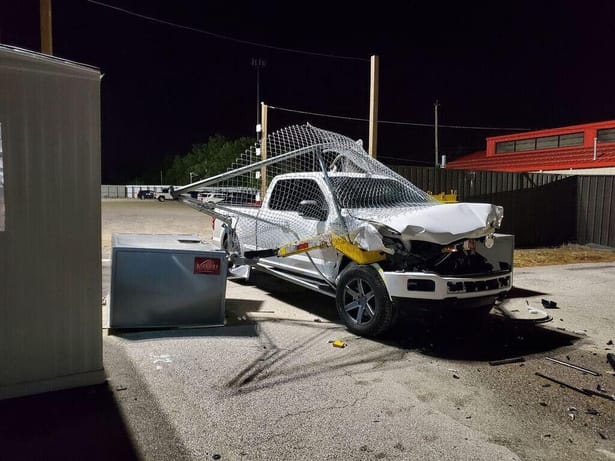 Manual Anti-Ram Drop Arm Barrier Gate for Vehicle Access Control, M50 P3 Crash-Rated, Surface-Set | Global Grab Avenger