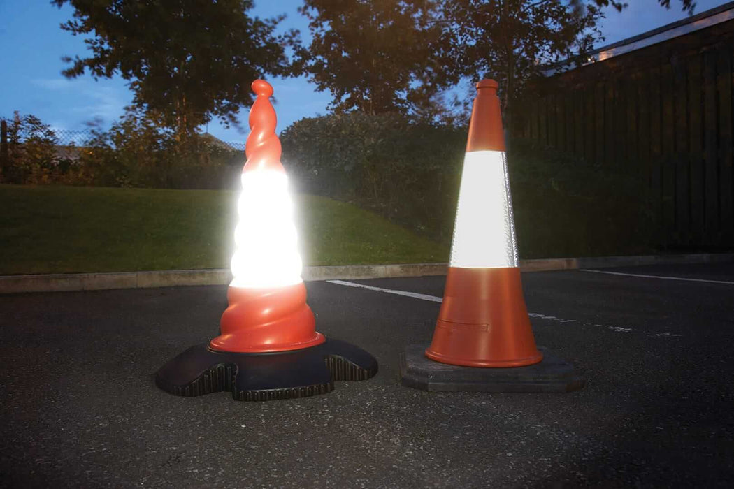 Skipper Road Cone – 29.5 in. Two-Piece Helix Traffic Cone for Skipper Barriers - image 6
