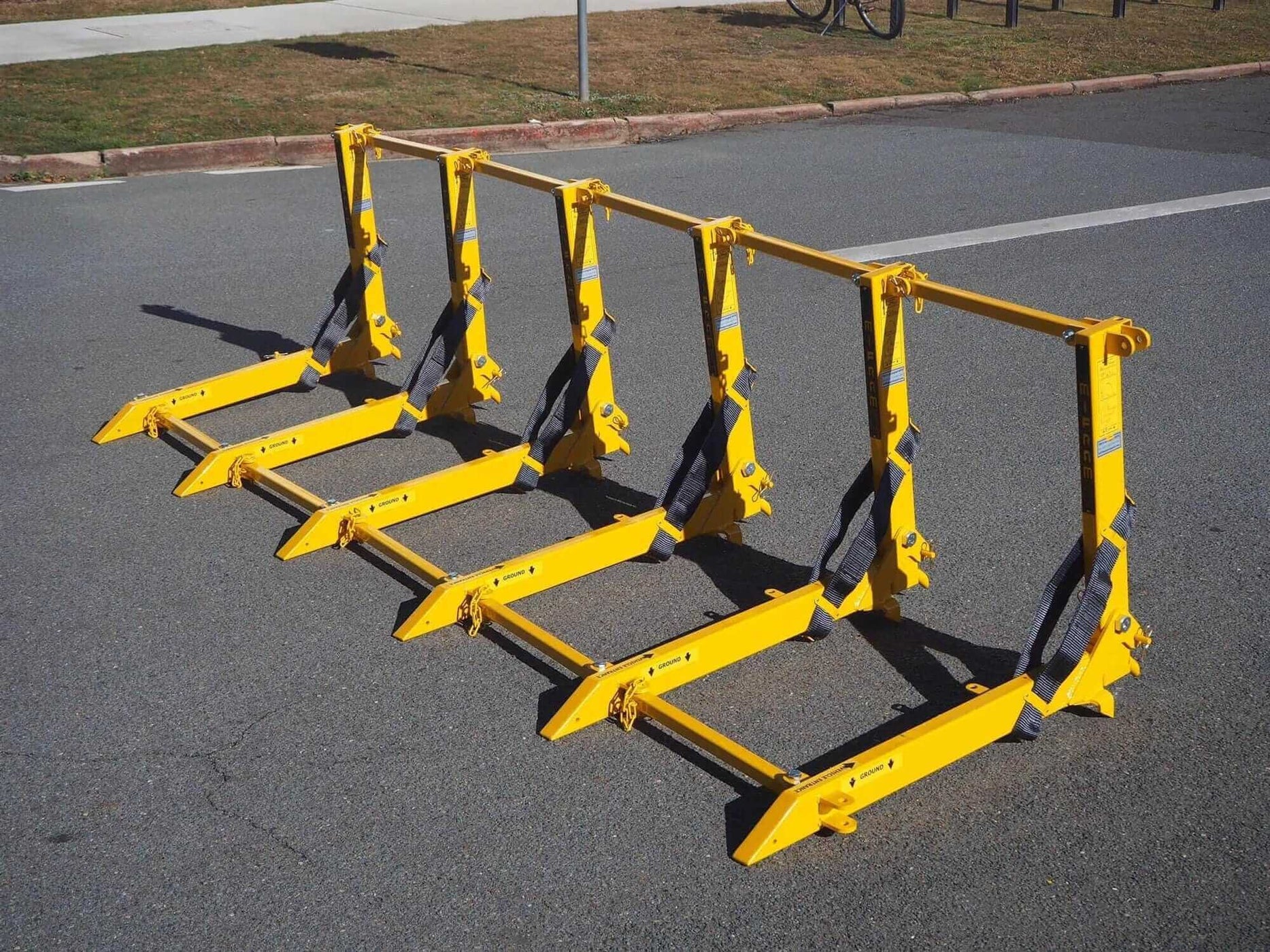 Anti Ram Racking Anti-ram Safety Barrier MVB3X 3rd-gen - Mifram — BarrierHQ.com